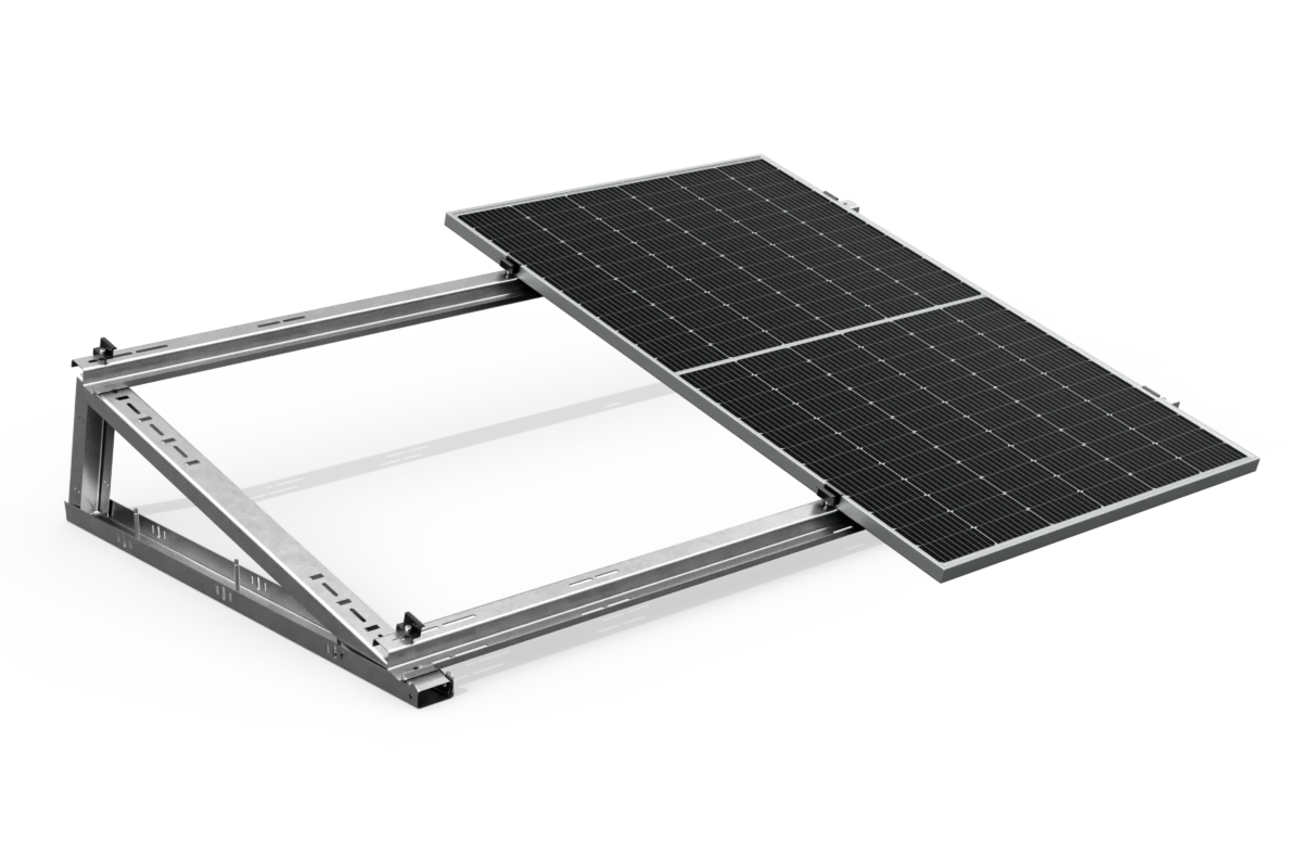 Przykręcana konstrukcja PV na dach płaski – stelaż z panelem fotowoltaicznym, widok z przodu